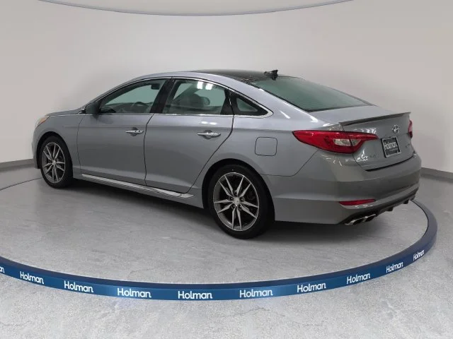 Used 2015 Gray Hyundai Sport 2.0T image 8