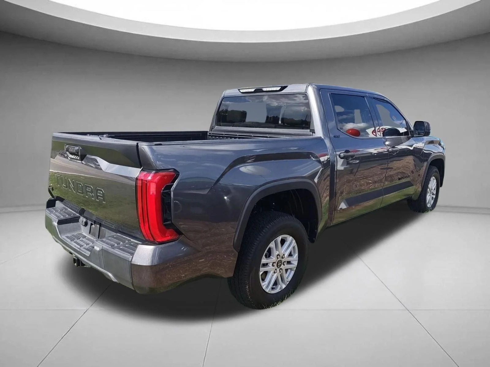 2023 Toyota Tundra SR5 - Photo 5
