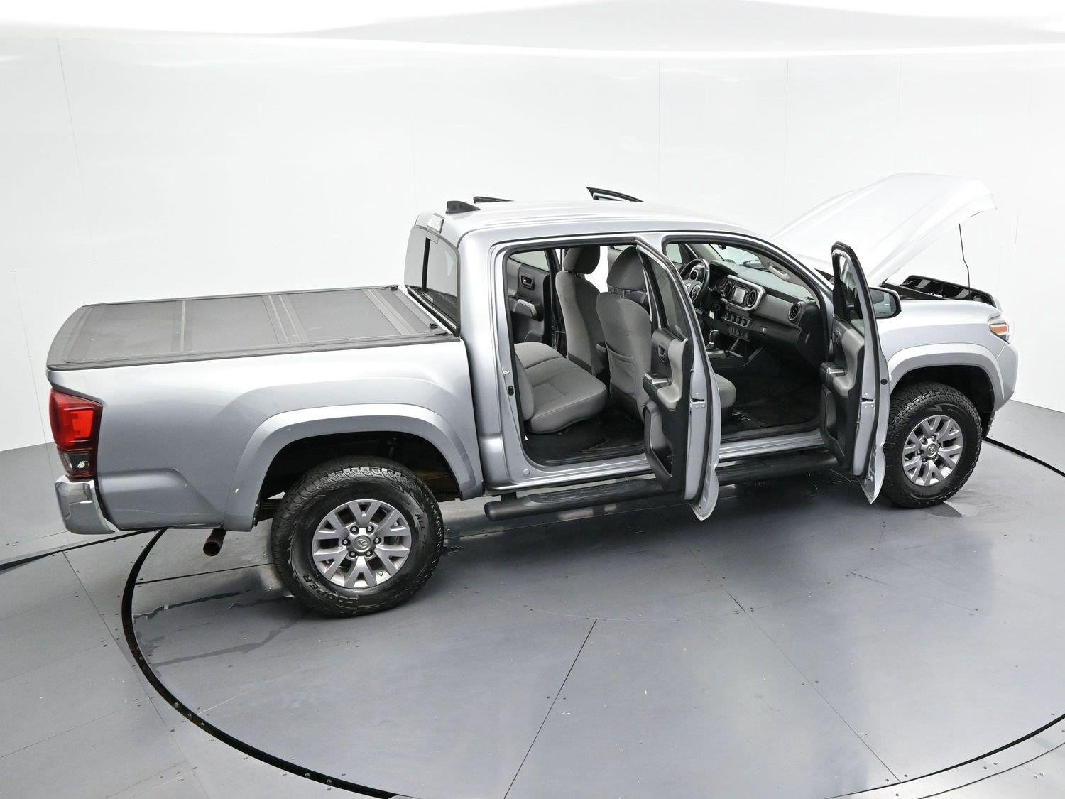 Used 2019 Silver Sky Metallic Toyota SR image 33