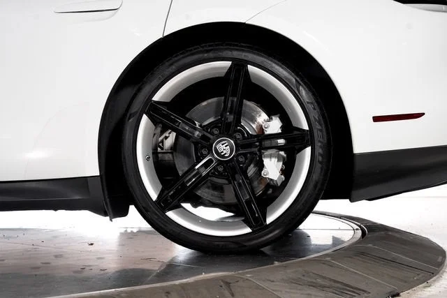 Used 2024 White Porsche  image 13