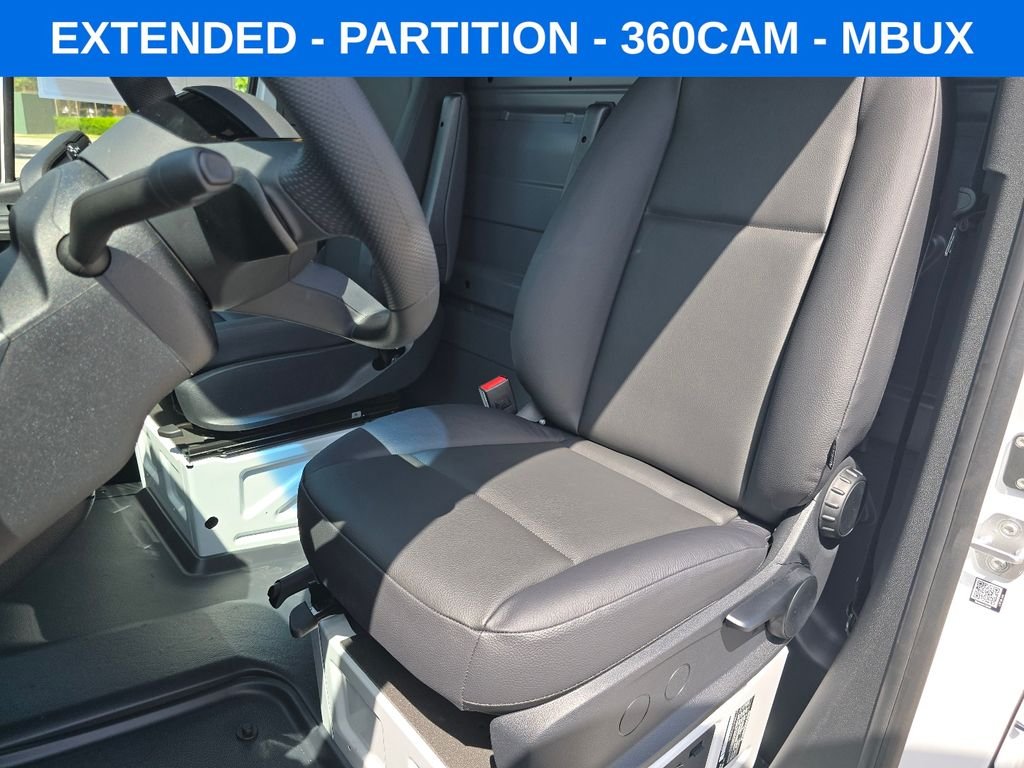 New 2026 Arctic White Mercedes-Benz Cargo 170 WB image 17