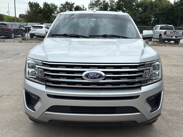 Used 2018 Silver Ford XLT image 13