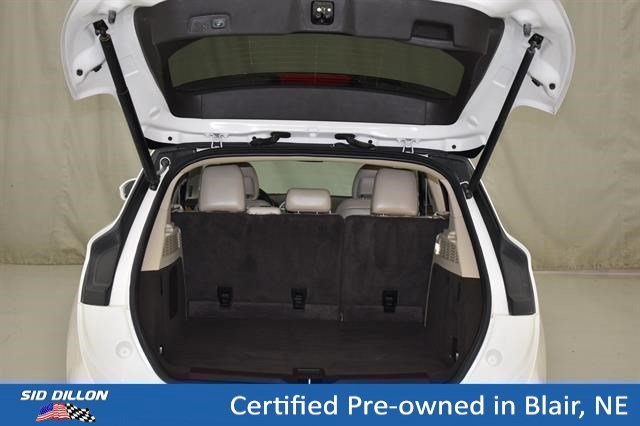 Certified Used 2017 White Platinum Metallic Tri-Coat Lincoln Select image 10
