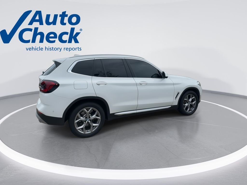 Used 2023 Alpine White BMW sDrive30i image 8