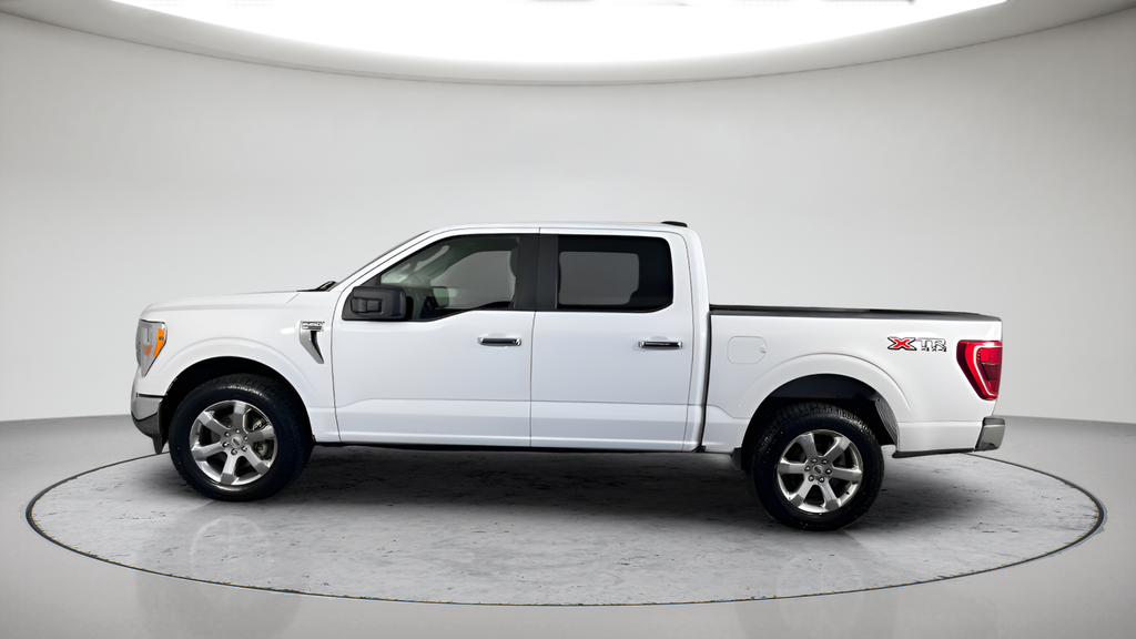 Used 2023 Oxford White Ford XLT image 11