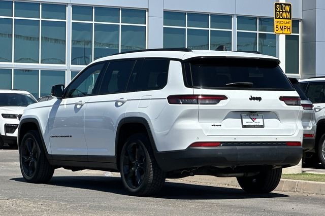 Certified Used 2023 White Jeep Altitude image 5