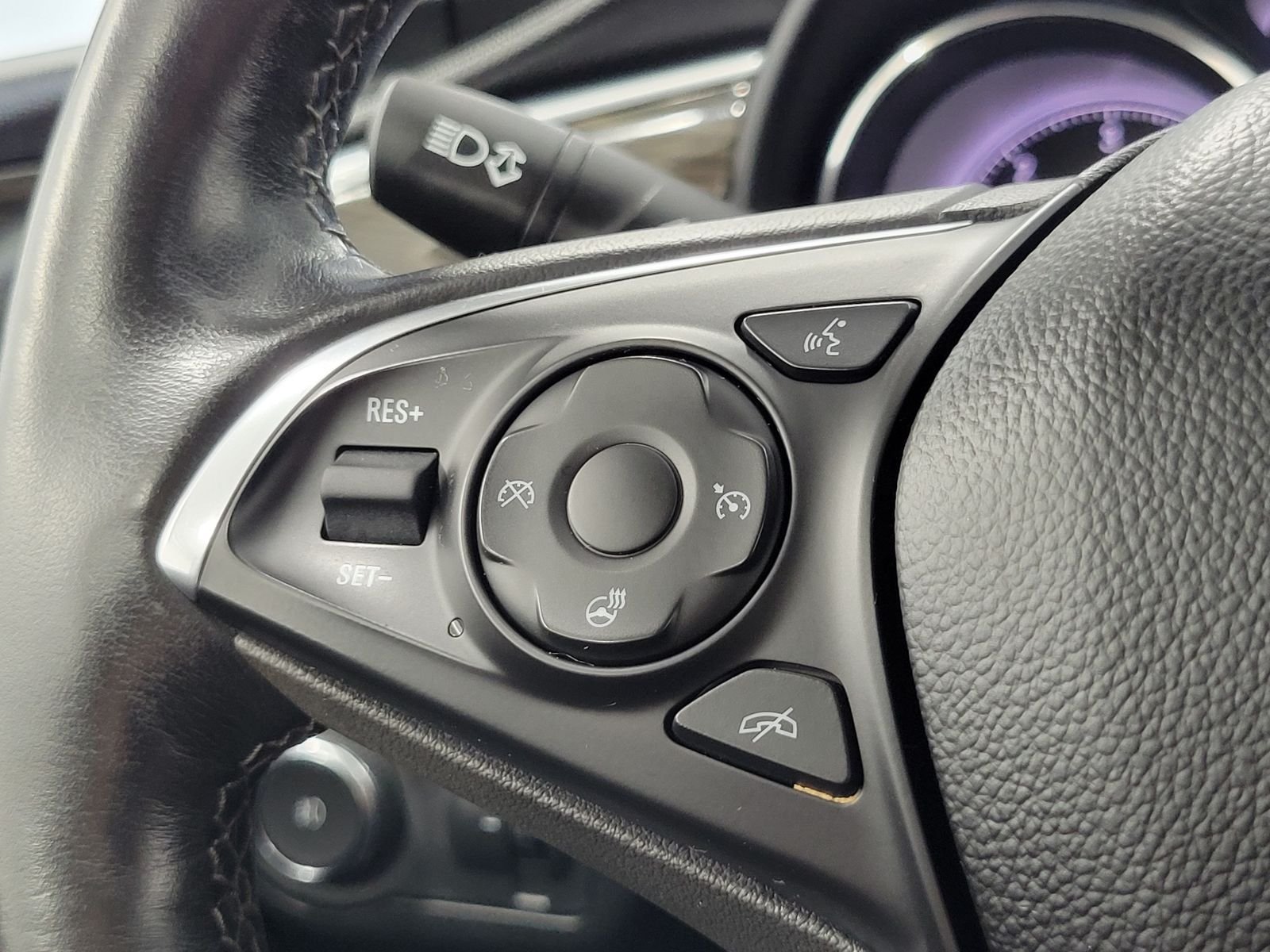 Used 2020 Gray Buick Essence image 15