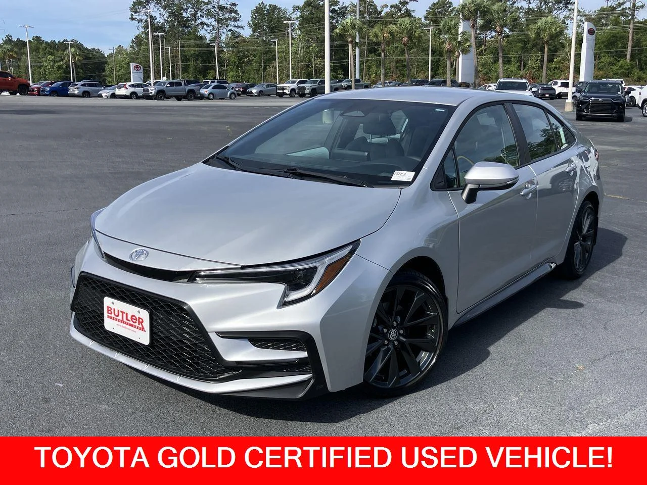 Certified Used 2026 Silver (Classic Silver Metallic) Toyota SE image 1