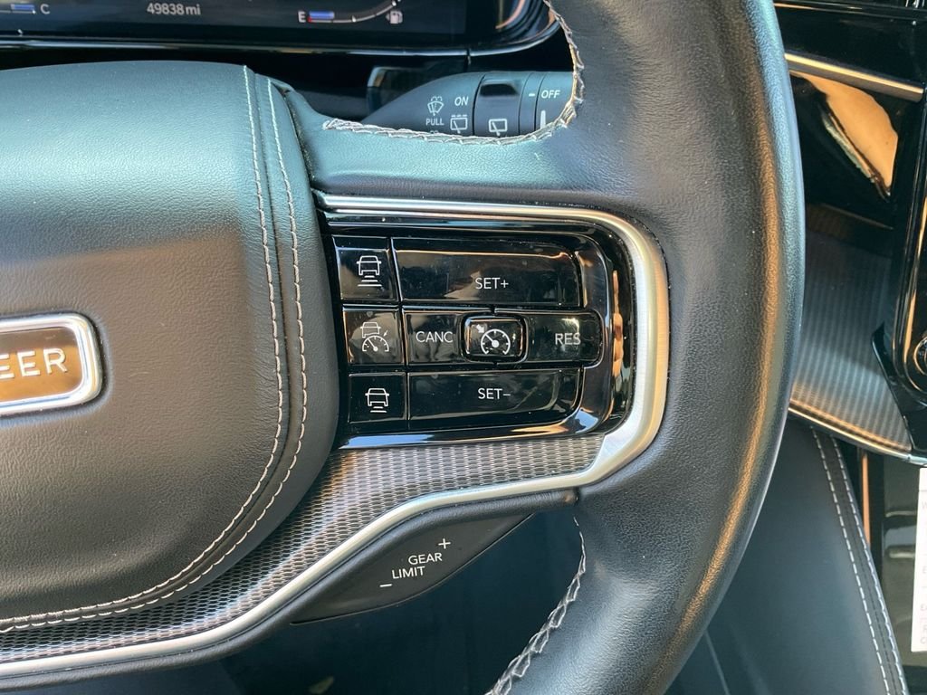 Used 2022 White Jeep Series II image 33