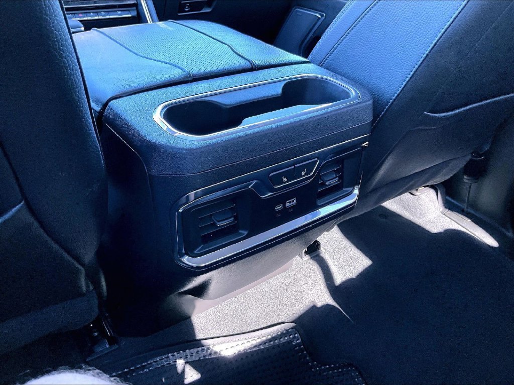 Used 2023 White GMC Denali image 12