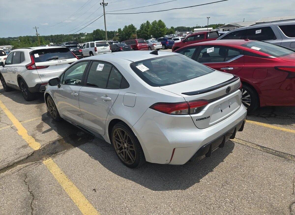 Used 2024 Classic Silver Metallic Toyota Nightshade image 3