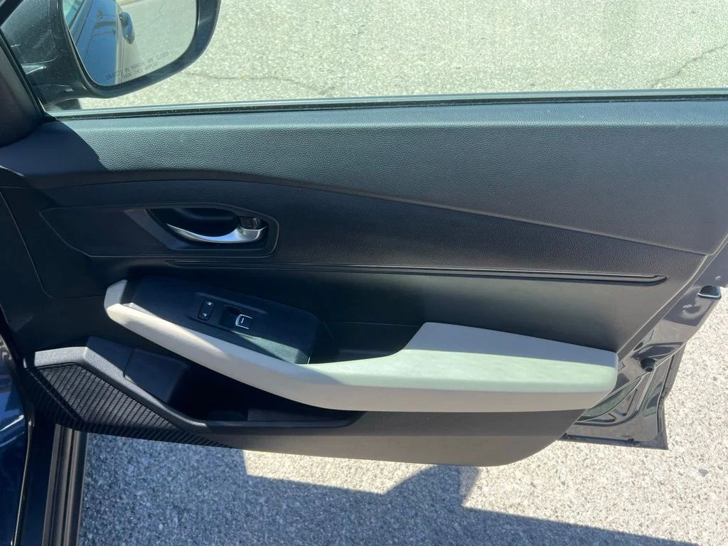 Used 2024 Gray Honda LX image 20