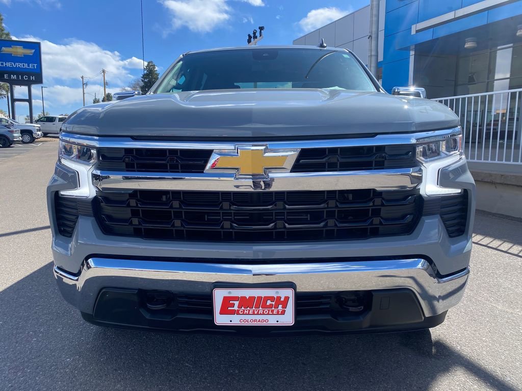 Used 2024 Slate Gray Metallic Chevrolet LT (2FL) image 8