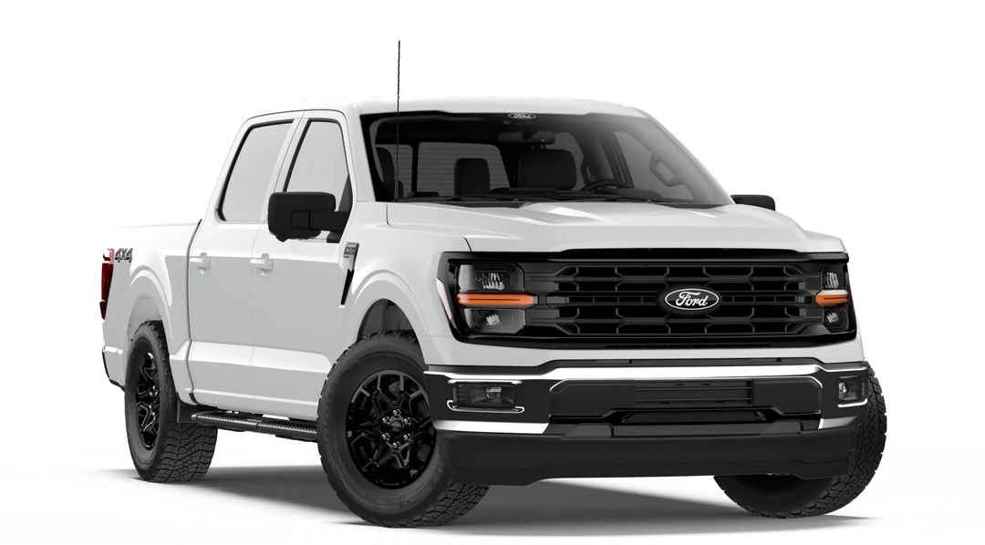 New 2026 Agate Black Metallic Ford XLT image 4