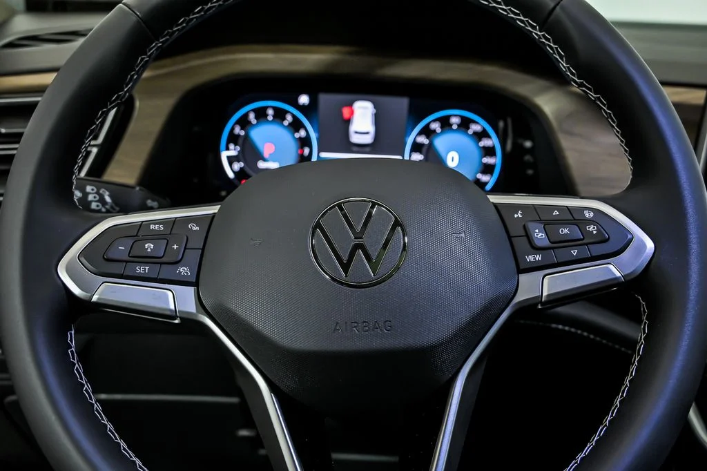 New 2026 Gray Volkswagen 2.0T SE w/Technology image 12