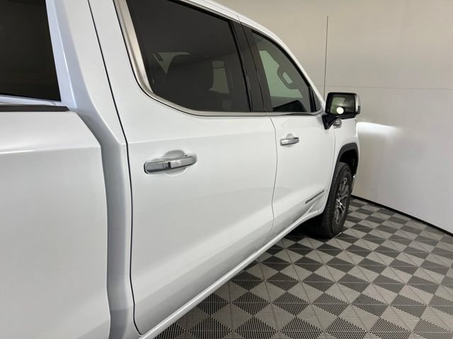 New 2026 Glacier White Tricoat GMC SLT image 9