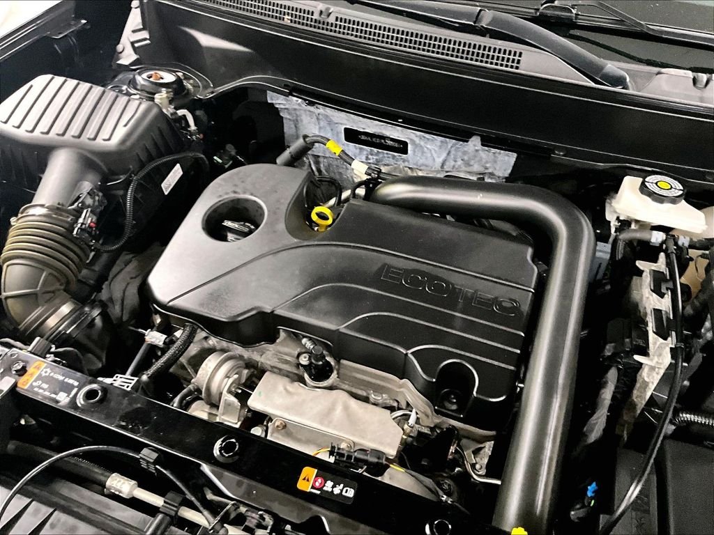 Used 2024 Black GMC SLT image 31