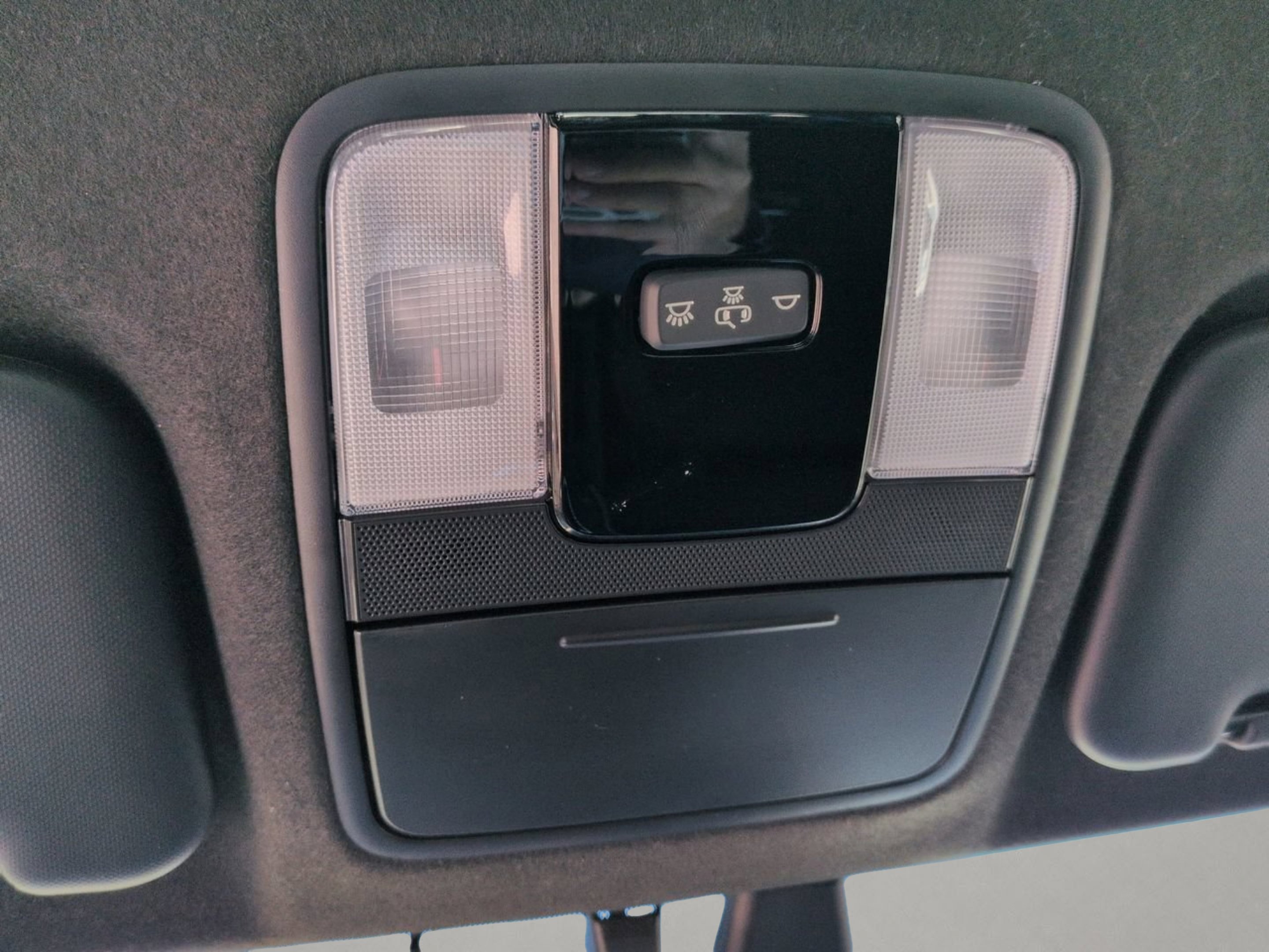 Used 2024 Gravity Gray Kia GT image 20