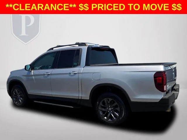 Used 2021  Honda Sport image 10