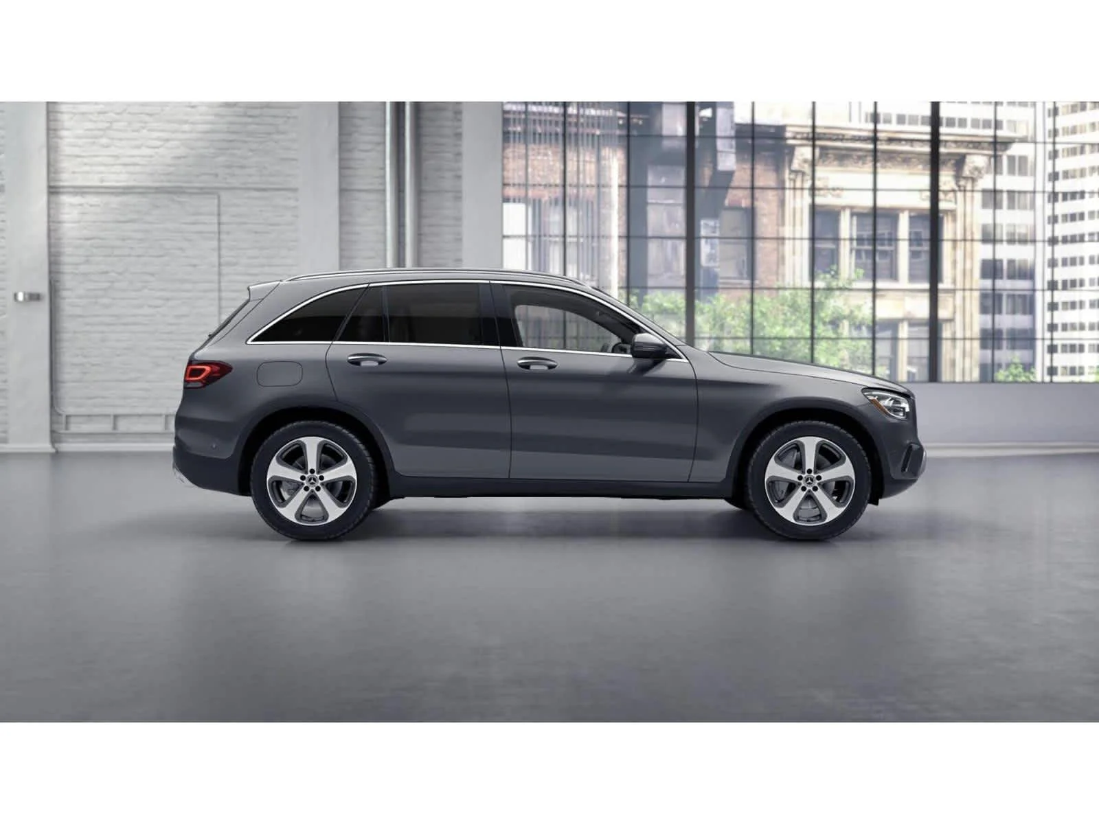 Used 2020 Selenite Grey Metallic Mercedes-Benz GLC 300 image 2