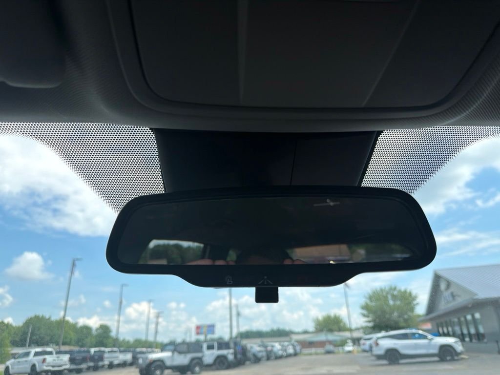 Used 2020 Gray Hyundai SEL image 24