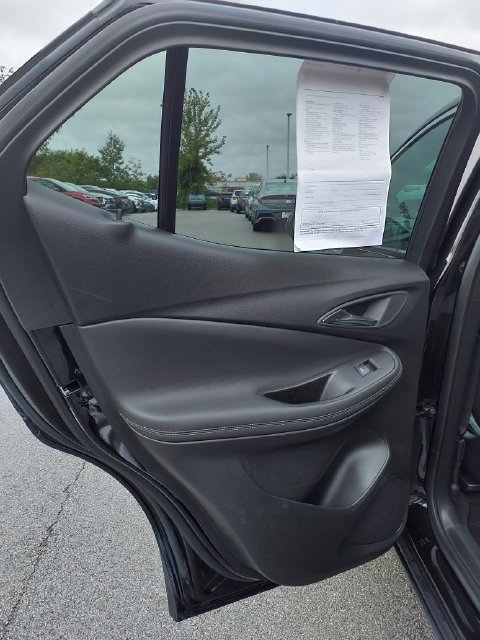 Used 2023 Ebony Twilight Metallic Buick Preferred image 19