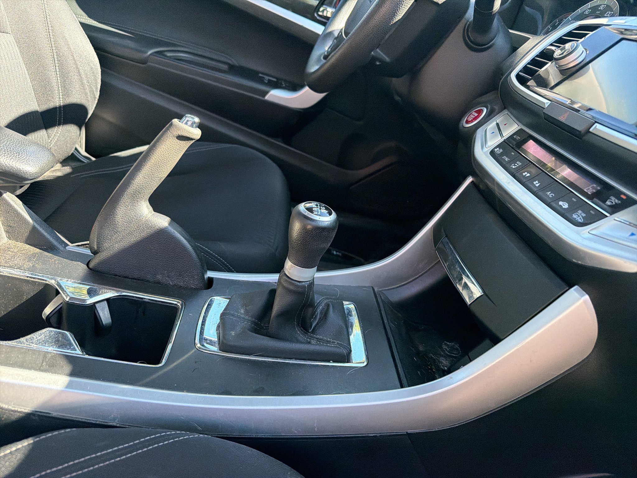 Used 2015 Crystal Black Pearl Honda EX image 15