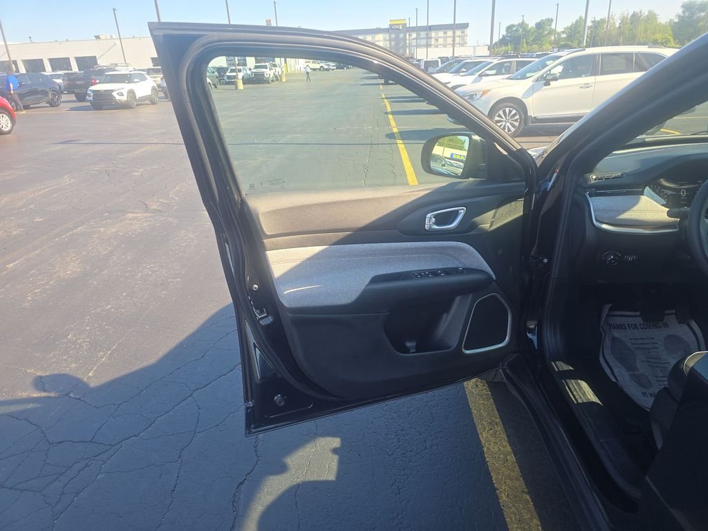 2023 Jeep Compass Latitude Lux - Photo 17