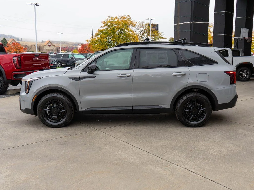 New 2026 Wolf Gray Kia X-Pro SX Prestige AWD image 4