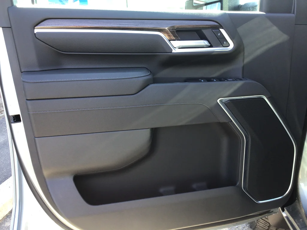 2026 Chevrolet Silverado 2500 HD LT - Photo 9