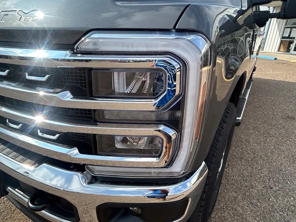 New 2027 Carbonized Gray Metallic Ford F-350® Lariat® image 12