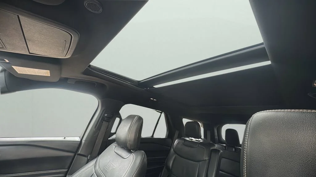 2022 Ford Explorer ST - Photo 26