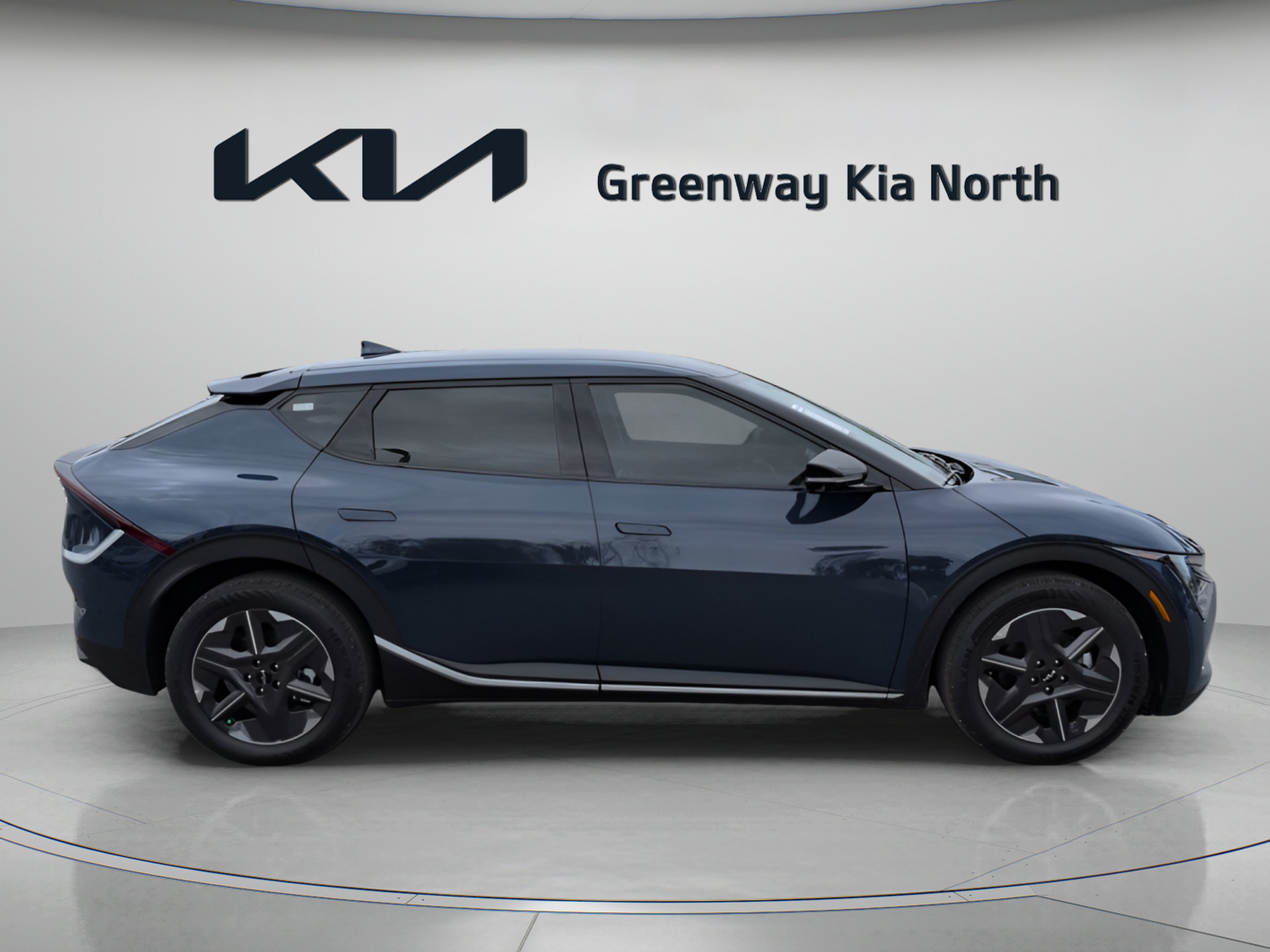 New 2026 Midnight Lake Blue Kia Light Long Range image 9
