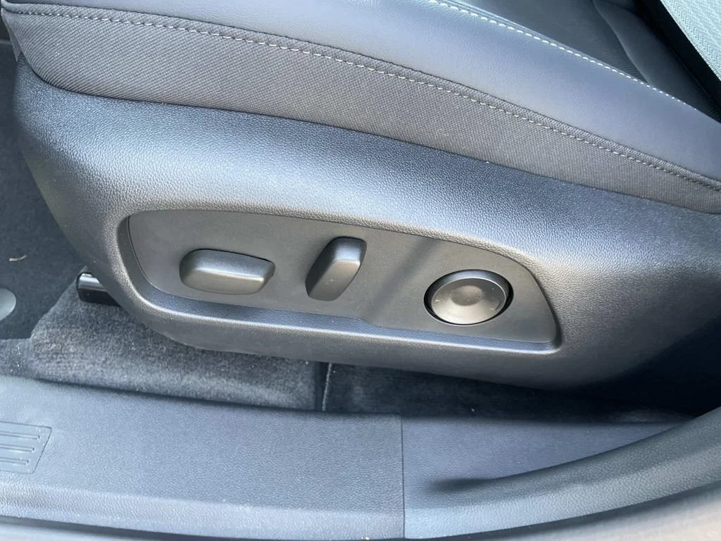 New 2027 Sterling Metallic GMC Elevation image 16