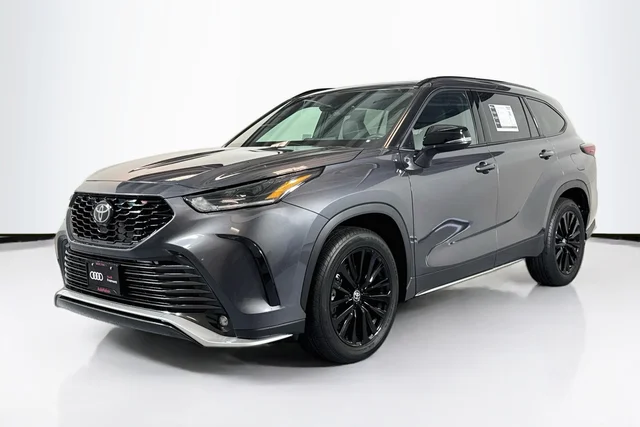 2025 Toyota Highlander XSE