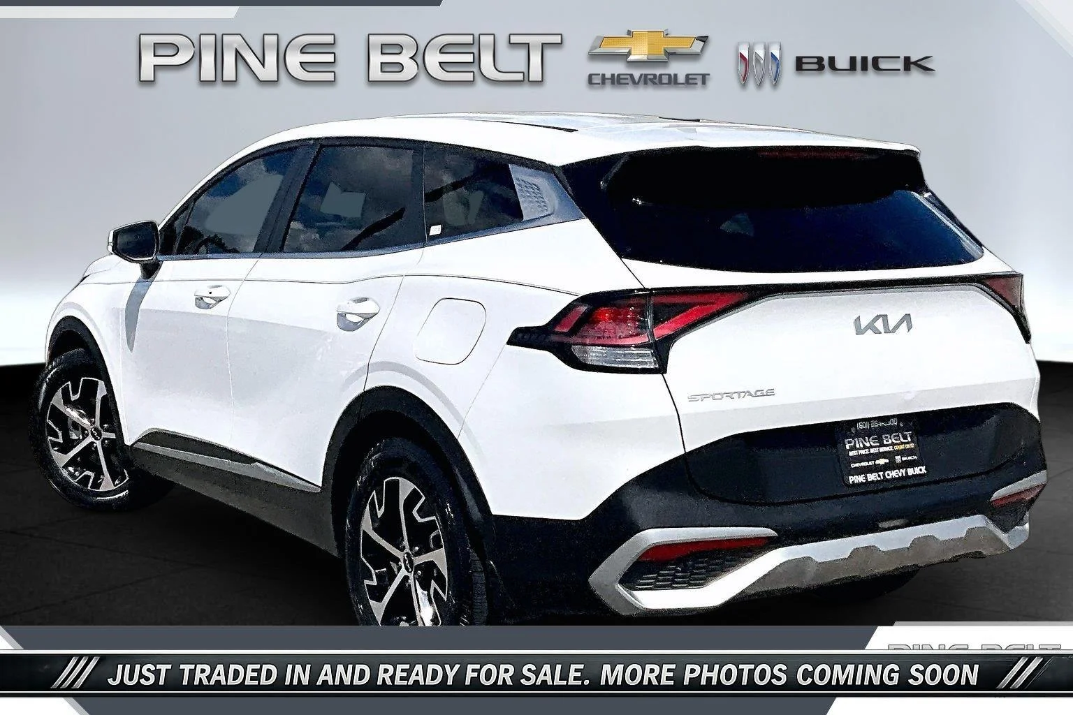 Used 2023 Glacial White Pearl Kia EX image 2