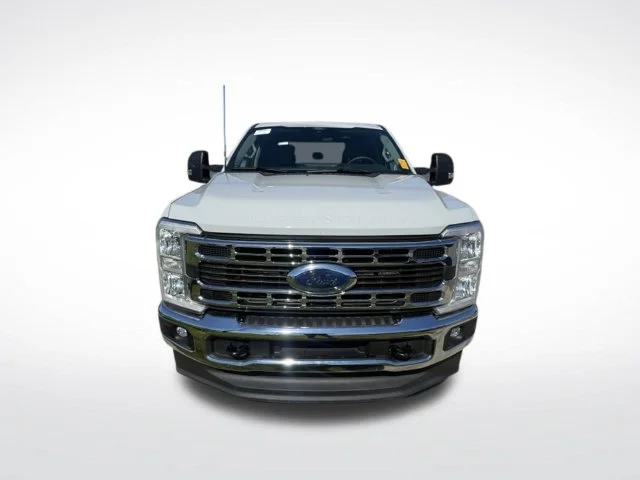 Used 2026 White Ford XLT image 2