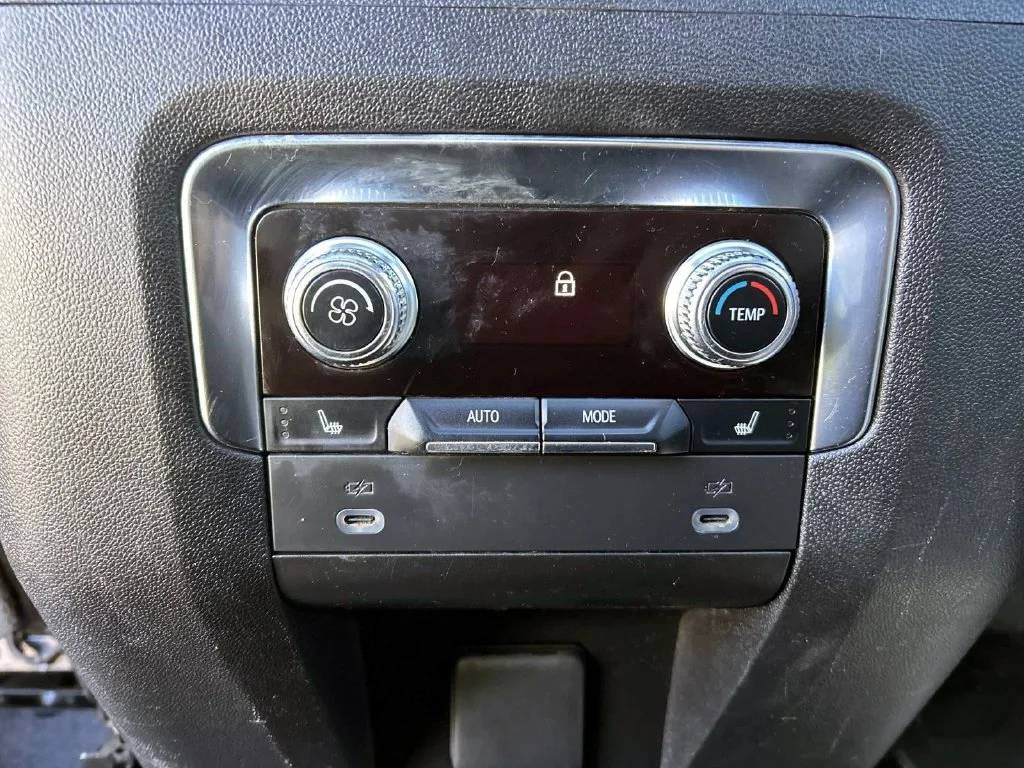 Used 2023 White Frost GMC AT4 image 25