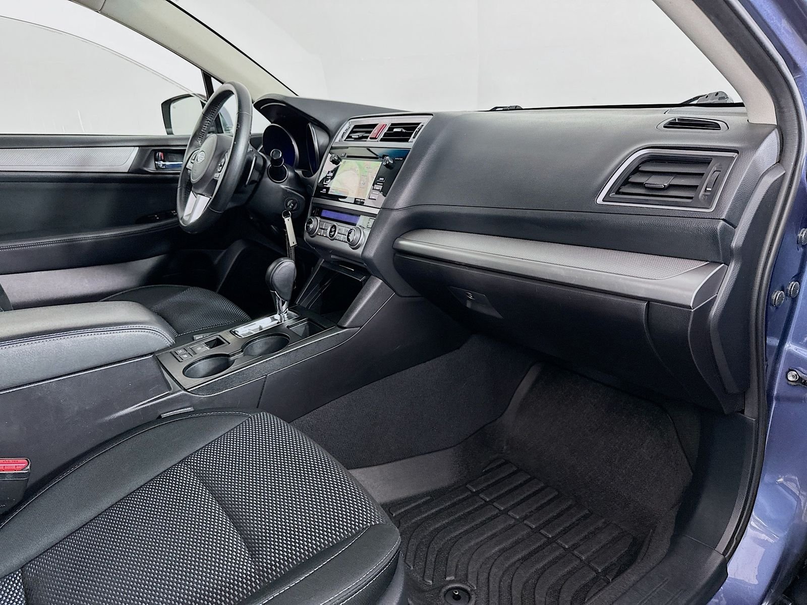 Used 2015 Twilight Blue Metallic Subaru 2.5i Premium image 29