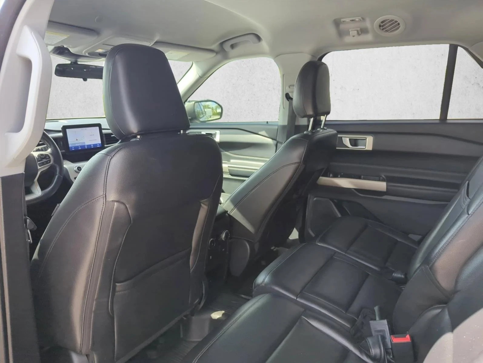 Used 2021 Oxford White Ford XLT image 16