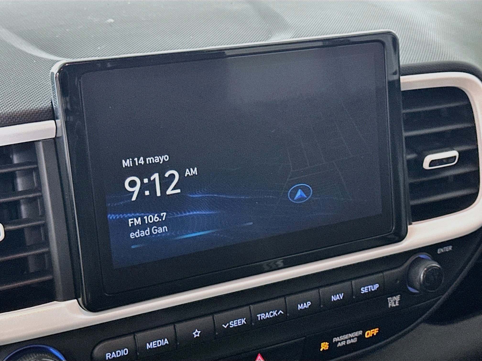 Used 2022 Intense Blue Hyundai Limited image 9