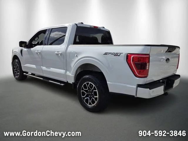 Used 2023 White Ford XLT image 3