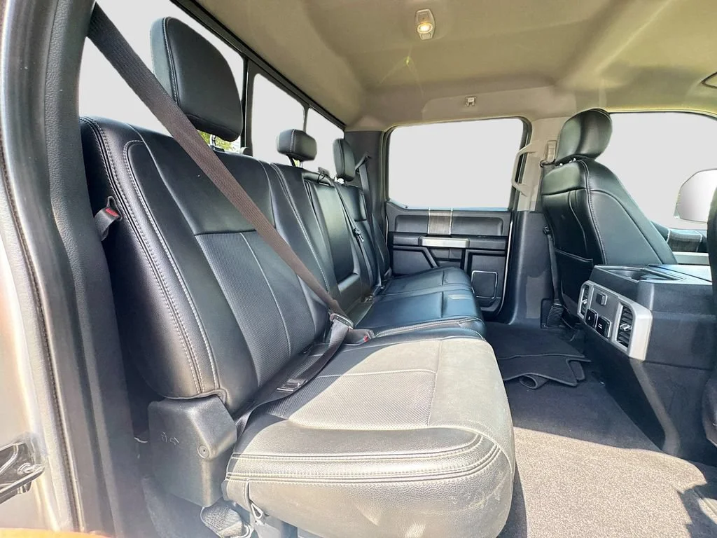 Used 2020 Silver Ford Lariat image 32