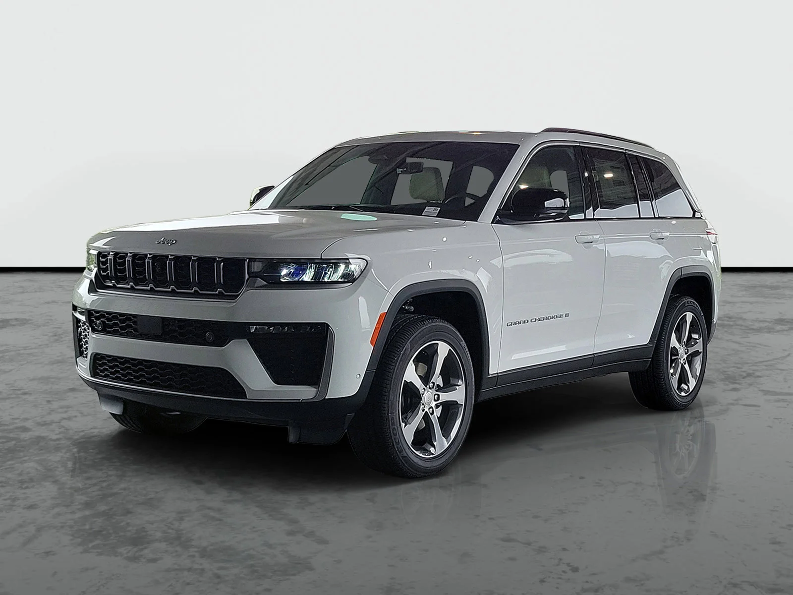 New 2026 Bright White Clear-Coat Exterior Paint Jeep Limited image 3