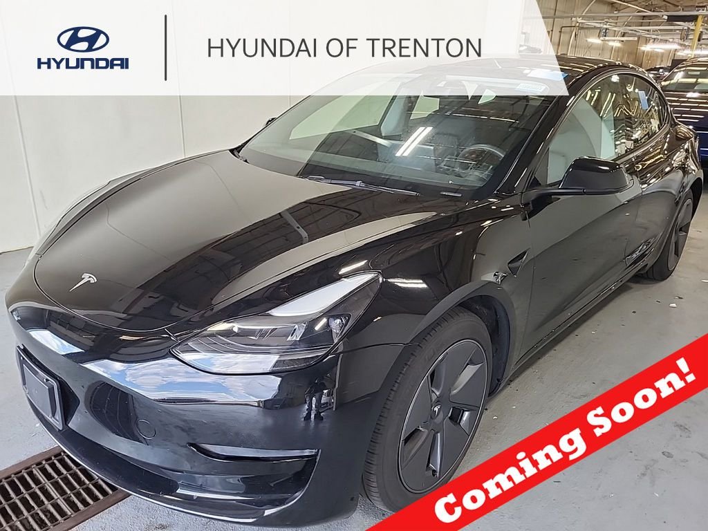 2023 Tesla Model 3 -'s photo