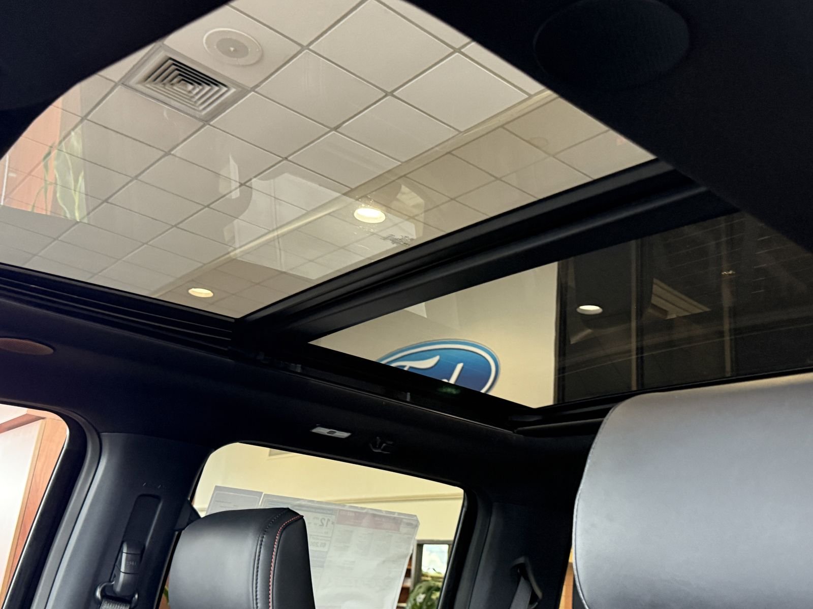 New 2026 Agate Black Metallic Ford Raptor image 23