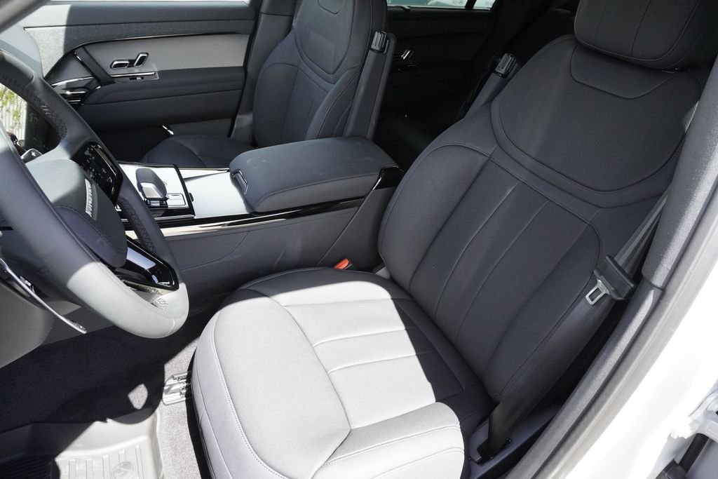 New 2026 Borasco Grey Land Rover Dynamic SE image 20