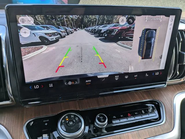 New 2027 Agate Black Metallic Ford MAX King Ranch® image 21