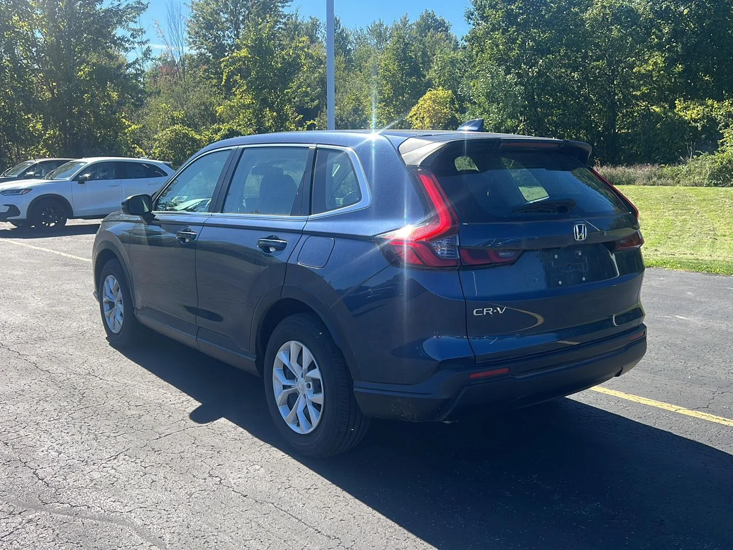 Used 2024 Canyon River Blue Metallic Honda LX image 11