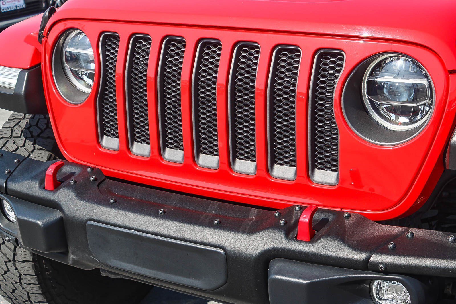 Used 2021 Firecracker Red Clearcoat Jeep Unlimited Rubicon image 5